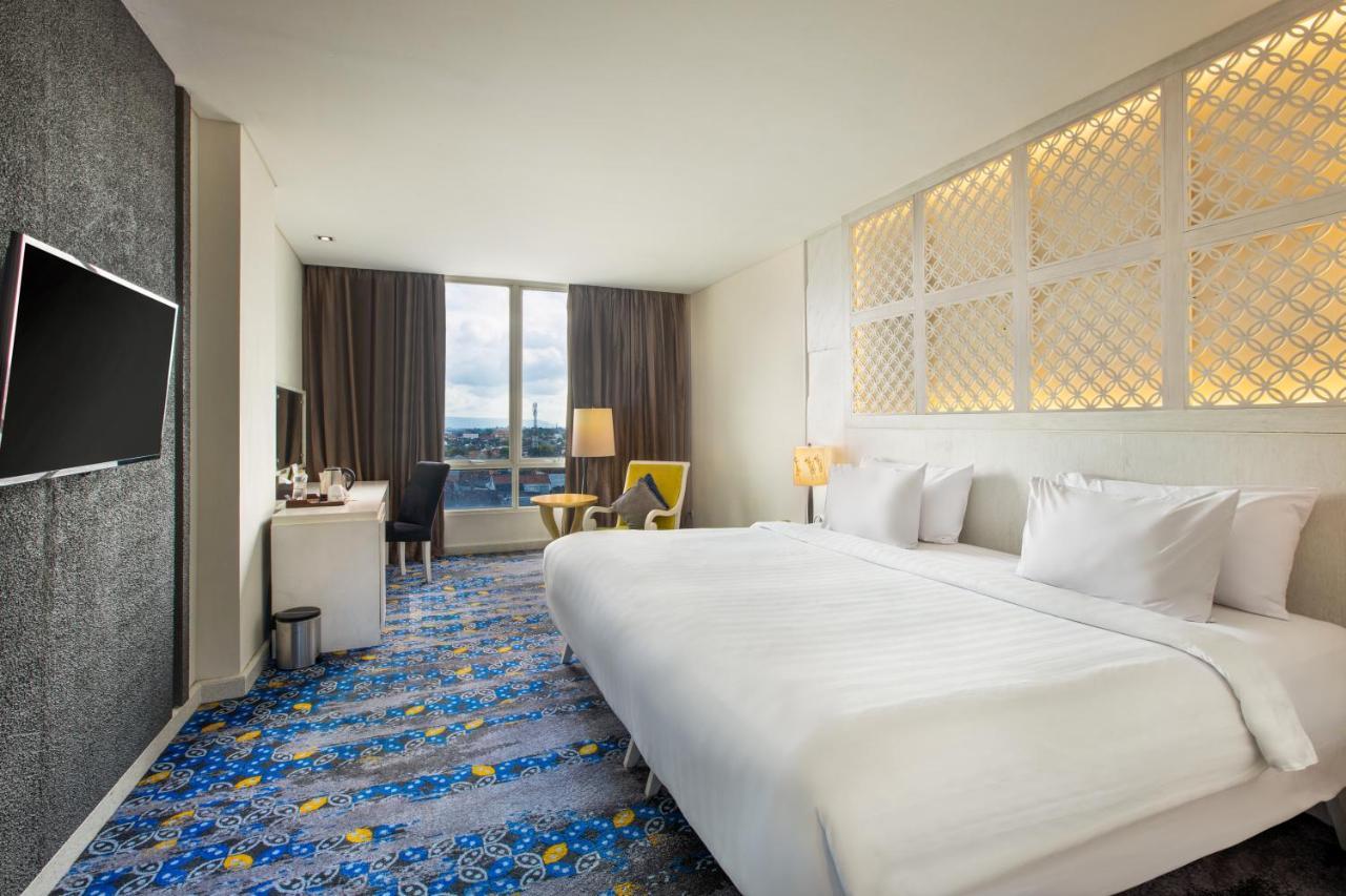 Jambuluwuk Malioboro Hotel Yogyakarta Ngoại thất bức ảnh Deluxe Room